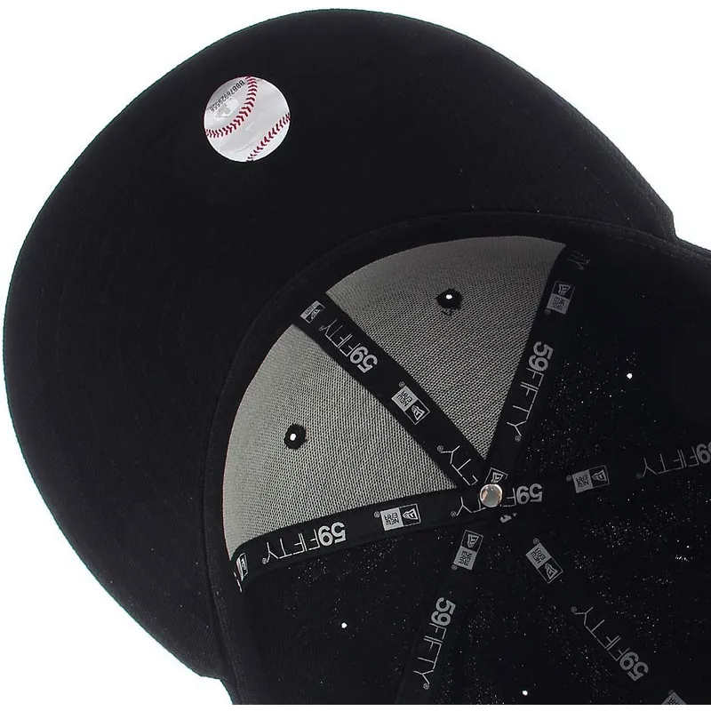 kepure-plokscia-juoda-priglundanti-59fifty-essential-boston-red-sox-mlb-new-era kepure-plokscia-juoda-priglundanti-59fifty-essential-boston-red-sox-mlb-new-era