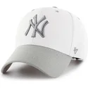biala-czapka-z-daszkiem-new-york-yankees-mlb-audible-2-tone-mvp-od-47-brand
