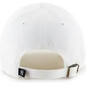 biala-czapka-z-daszkiem-new-york-yankees-mlb-clean-up-od-47-brand
