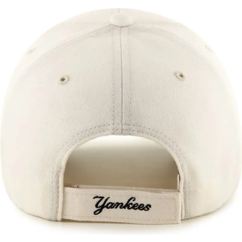 kepure-islenkta-kremine-reguliuojamas-new-york-yankees-mlb-47-brand