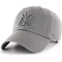 kepure-islenkta-pilka-reguliuojamas-new-york-yankees-mlb-47-brand