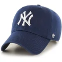 czapka-z-zakrzywionym-daszkiem-w-kolorze-jasnoniebieskim-new-york-yankees-mlb-clean-up-marki-47-brand