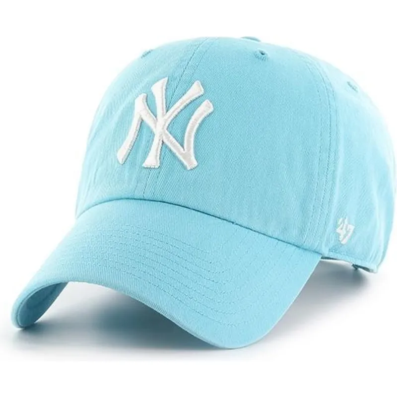 czapka-z-zakrzywionym-daszkiem-w-kolorze-karaibskiego-blekitu-new-york-yankees-mlb-clean-up-od-47-brand