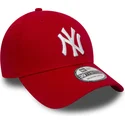 czerwona-dopasowana-czapka-z-zakrzywionym-daszkiem-39thirty-classic-new-york-yankees-mlb-new-era