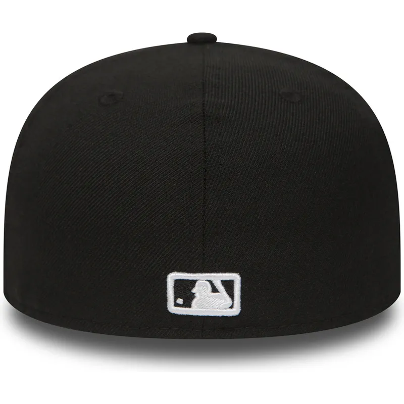 kepure-plokscia-juoda-priglundantis-59fifty-essential-atlanta-braves-mlb-new-era