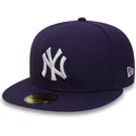 new-era-flat-brim-59fifty-essential-new-york-yankees-mlb-purple-fitted-cap