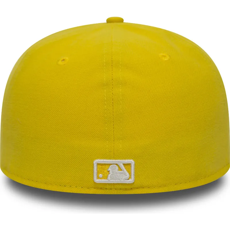 kepure-plokscia-geltona-priglundanti-59fifty-essential-new-york-yankees-mlb-new-era