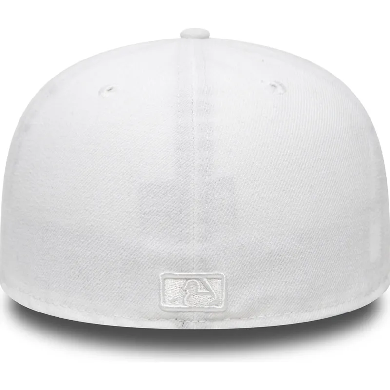 kepure-plokscia-balta-priglundanti-59fifty-white-on-white-new-york-yankees-mlb-new-era