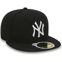 plaska-czapka-czarna-obcisla-dla-dziecka-59fifty-essential-new-york-yankees-mlb-new-era