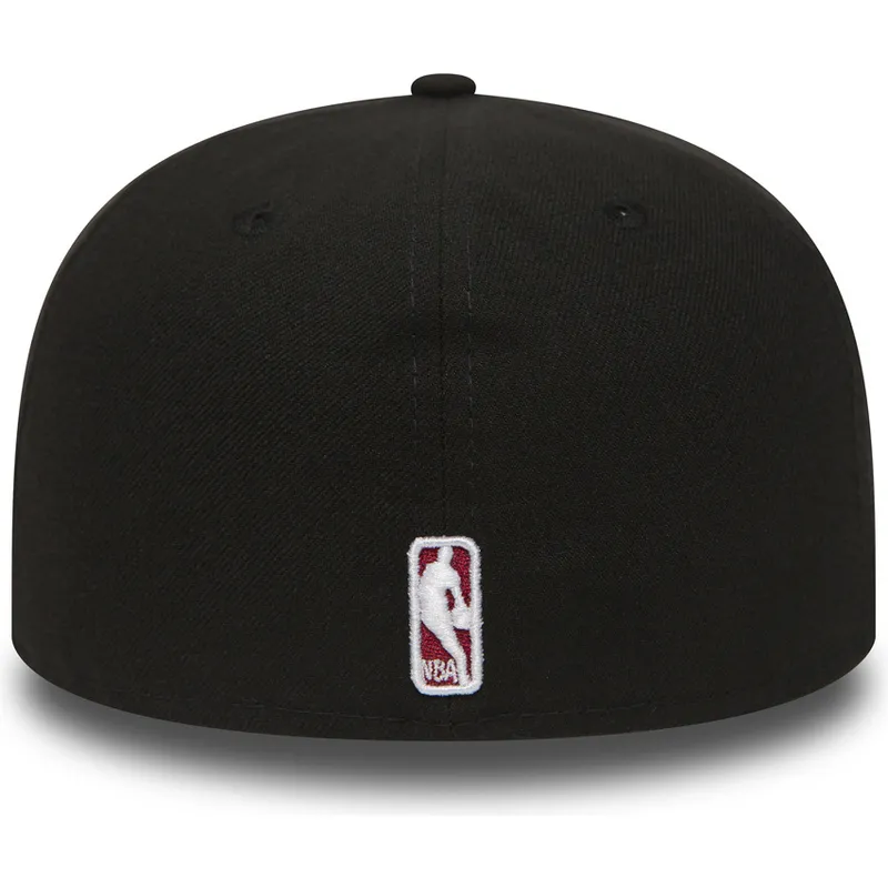 cap-plokscia-black-ajustada-59fifty-essential-miami-heat-nba-new-era