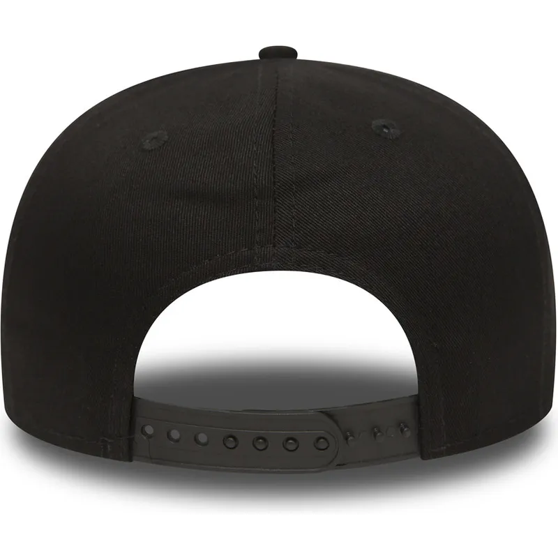 kepure-plokscia-juoda-snapback-ajustable-9fifty-white-on-black-new-york-yankees-mlb-new-era