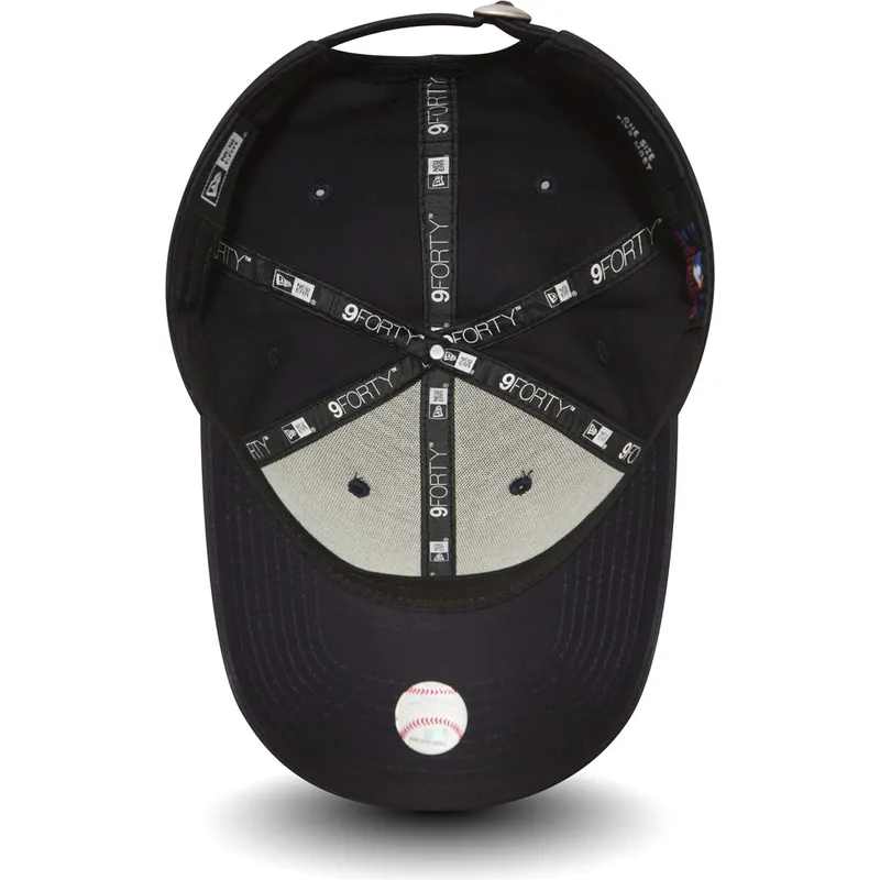 cap-islenkta-navy-blue-adjustable-strap-9forty-essential-new-york-yankees-mlb-new-era cap-islenkta-navy-blue-adjustable-strap-9forty-essential-new-york-yankees-mlb-new-era
