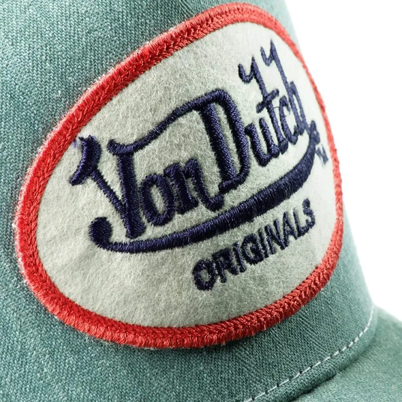 kepure-islenkta-melyna-snapback-logd-von-dutch