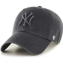 ciemnoszara-czapka-z-daszkiem-z-ciemnoszarym-logo-new-york-yankees-mlb-clean-up-od-47-brand