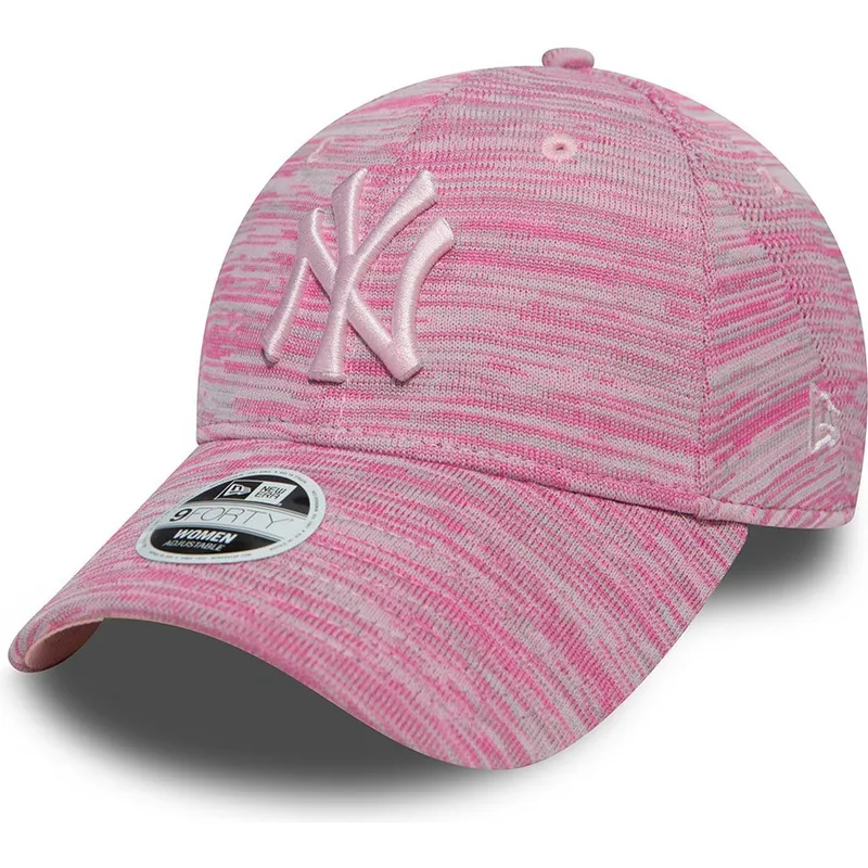 rozowa-czapka-z-zakrzywionym-daszkiem-regulowana-z-rozowym-logo-new-york-yankees-mlb-9forty-engineered-fit-od-new-era