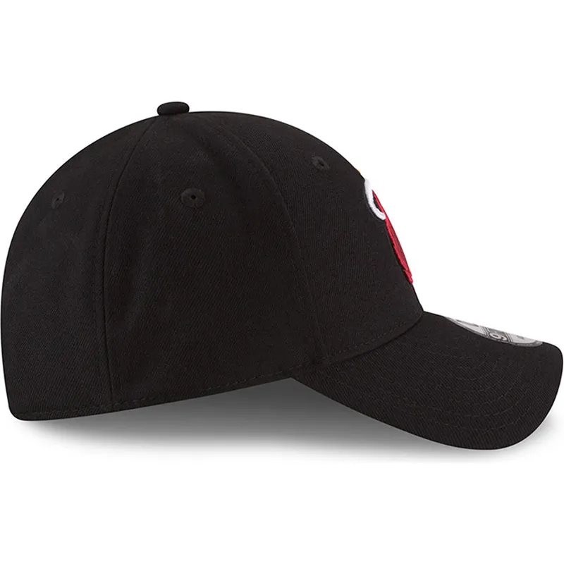 cap-islenkta-black-adjustable-strap-9forty-the-league-miami-heat-nba-new-era