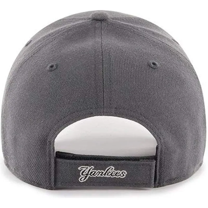 kepure-islenkta-pilka-reguliuojamas-new-york-yankees-mlb-47-brand