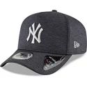 czarna-zakrzywiona-czapka-snapback-9forty-dry-switch-a-frame-new-york-yankees-mlb-od-new-era