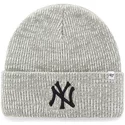 czapka-szara-new-york-yankees-mlb-cuff-knit-brain-freeze-47-brand