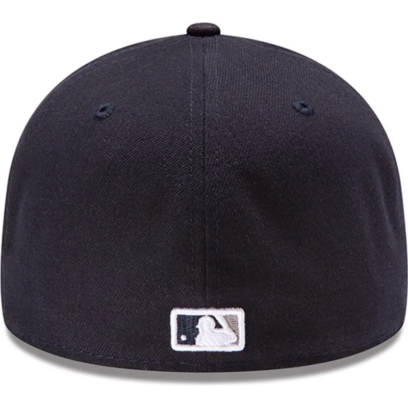 kepure-islenkta-tamsiai-melyna-priglundanti-59fifty-low-profile-authentic-new-york-yankees-mlb-new-era