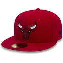 cap-plokscia-red-ajustada-59fifty-chain-stitch-chicago-bulls-nba-new-era