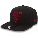 kepure-plokscia-juoda-snapback-9fifty-chain-stitch-chicago-bulls-nba-new-era
