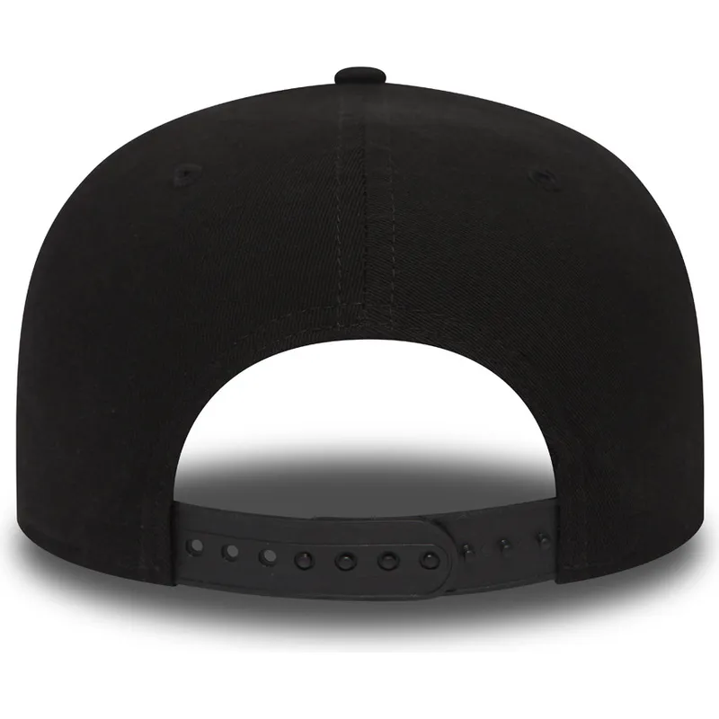 kepure-plokscia-juoda-snapback-9fifty-chain-stitch-chicago-bulls-nba-new-era