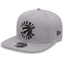 kepure-plokscia-pilka-snapback-9fifty-chain-stitch-toronto-raptors-nba-new-era