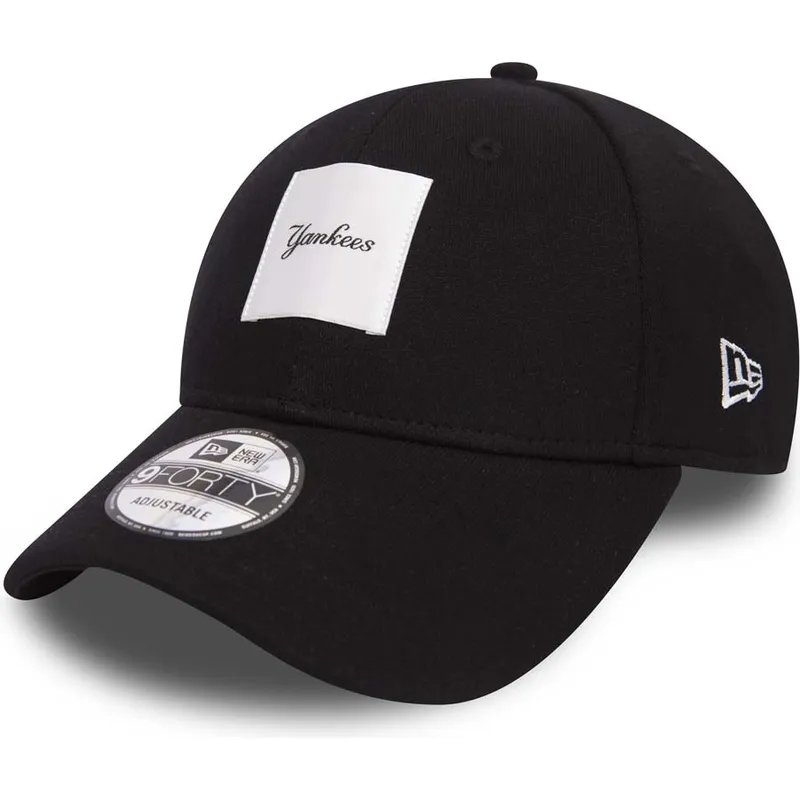 kepure-islenkta-juoda-reguliuojamas-9forty-satin-patch-new-york-yankees-mlb-new-era