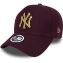 kepure-islenkta-raudona-reguliuojamas-9forty-melton-a-frame-new-york-yankees-mlb-new-era