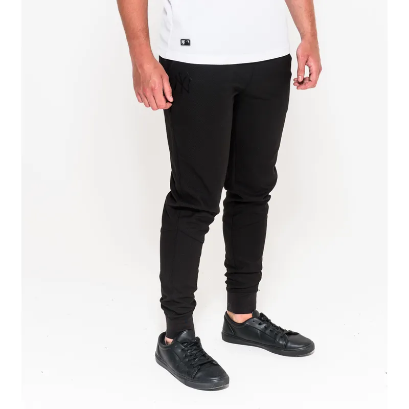 kelne-ilgos-kelnes-juoda-jogger-stealth-new-york-yankees-mlb-new-era