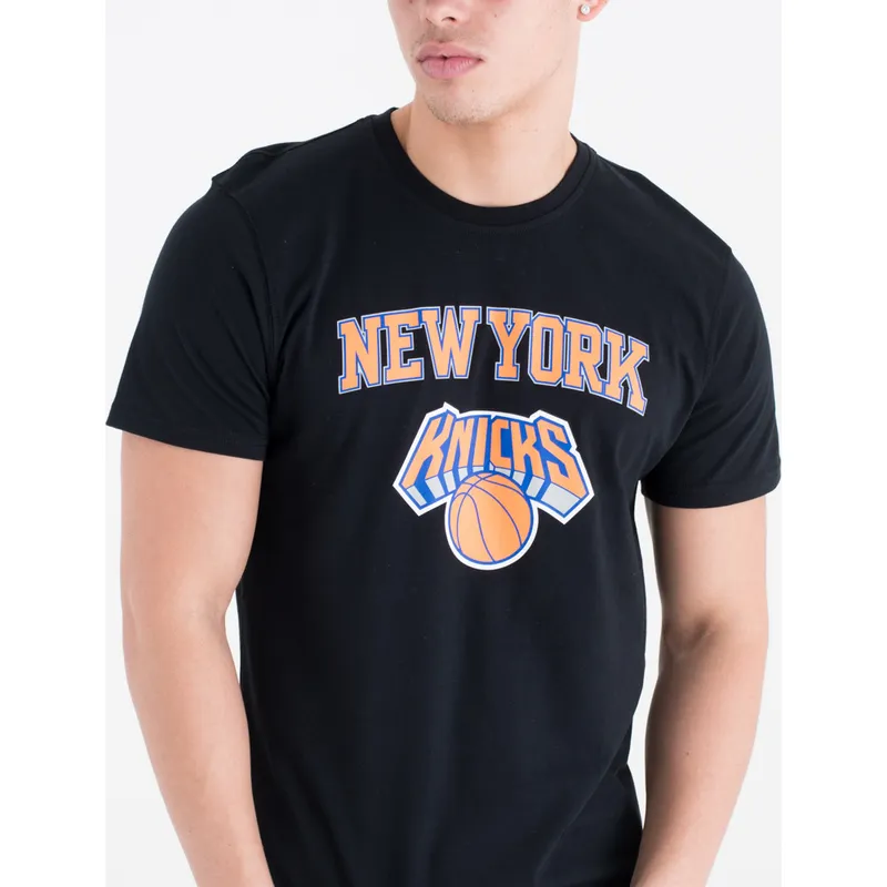 marskineliai-trumpomis-rankovemis-juoda-new-york-knicks-nba-new-era