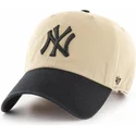 bezowa-czapka-z-zakrzywionym-daszkiem-i-czarnym-logo-new-york-yankees-mlb-clean-up-two-tone-marki-47-brand