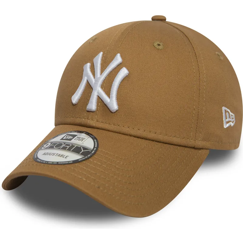kepure-islenkta-ruda-reguliuojamas-9forty-essential-new-york-yankees-mlb-new-era