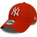 kepure-islenkta-oranzine-reguliuojamas-9forty-essential-new-york-yankees-mlb-new-era