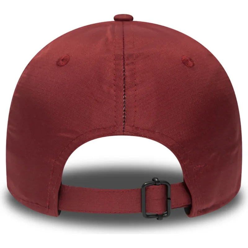 kepure-islenkta-raudona-reguliuojamas-9forty-ripstop-new-york-yankees-mlb-new-era