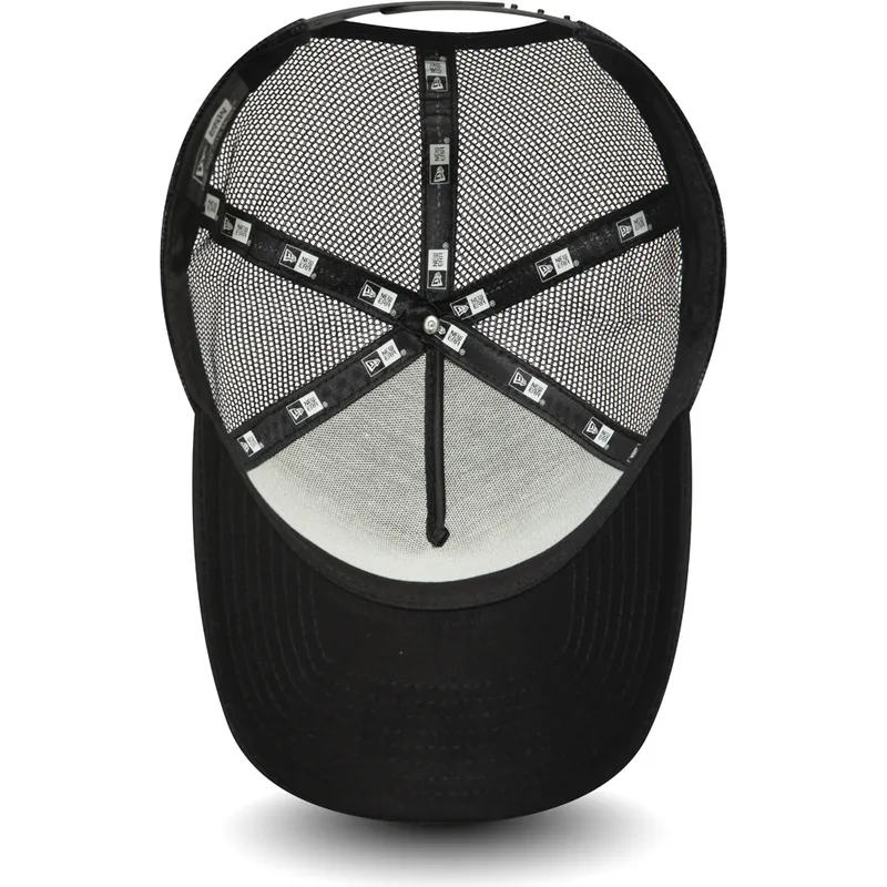 kepure-islenkta-juoda-snapback-patch-a-frame-new-era
