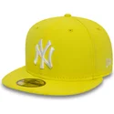 kepure-plokscia-geltona-priglundanti-59fifty-essential-new-york-yankees-mlb-new-era