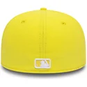 kepure-plokscia-geltona-priglundanti-59fifty-essential-new-york-yankees-mlb-new-era