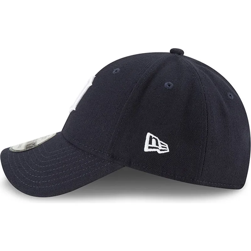 kepure-islenkta-tamsiai-melyna-reguliuojamas-9forty-the-league-detroit-tigers-mlb-new-era kepure-islenkta-tamsiai-melyna-reguliuojamas-9forty-the-league-detroit-tigers-mlb-new-era