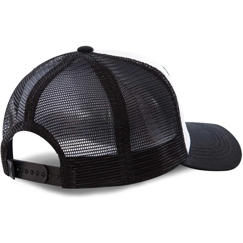 kepure-islenkta-balta-snapback-pet2-pitas-medkojis-disney-capslab