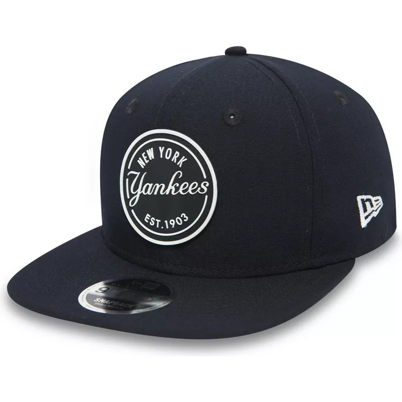 plaska-czapka-czarna-snapback-9fifty-rubber-emblem-new-york-yankees-mlb-new-era