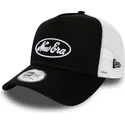 kepure-islenkta-juoda-snapback-oval-script-a-frame-new-era