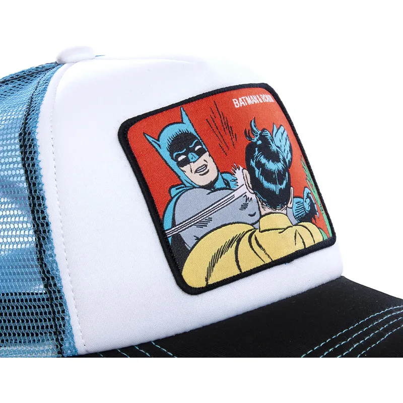 kepure-islenkta-balta-snapback-mem4-batman-ir-robinas-dc-comics-capslab