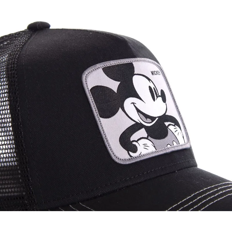 kepure-islenkta-juoda-snapback-mic5-mickey-mouse-disney-capslab