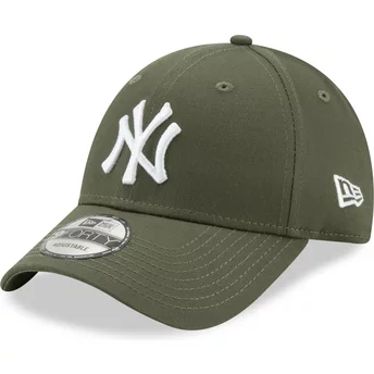 Wyginięta czapka zielona z regulacją 9FORTY League Essential New York Yankees MLB New Era