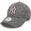 cap-islenkta-gray-adjustable-strap-rosa-9forty-tech-jersey-new-york-yankees-mlb-new-era