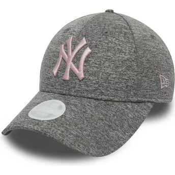 New Era Curved Brim Pink Logo 9FORTY Tech Jersey New York Yankees MLB Grey Adjustable Cap