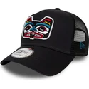 kepure-islenkta-tamsiai-melyna-snapback-bear-tattoo-pack-a-frame-new-era