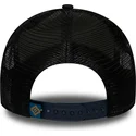 kepure-islenkta-tamsiai-melyna-snapback-bear-tattoo-pack-a-frame-new-era